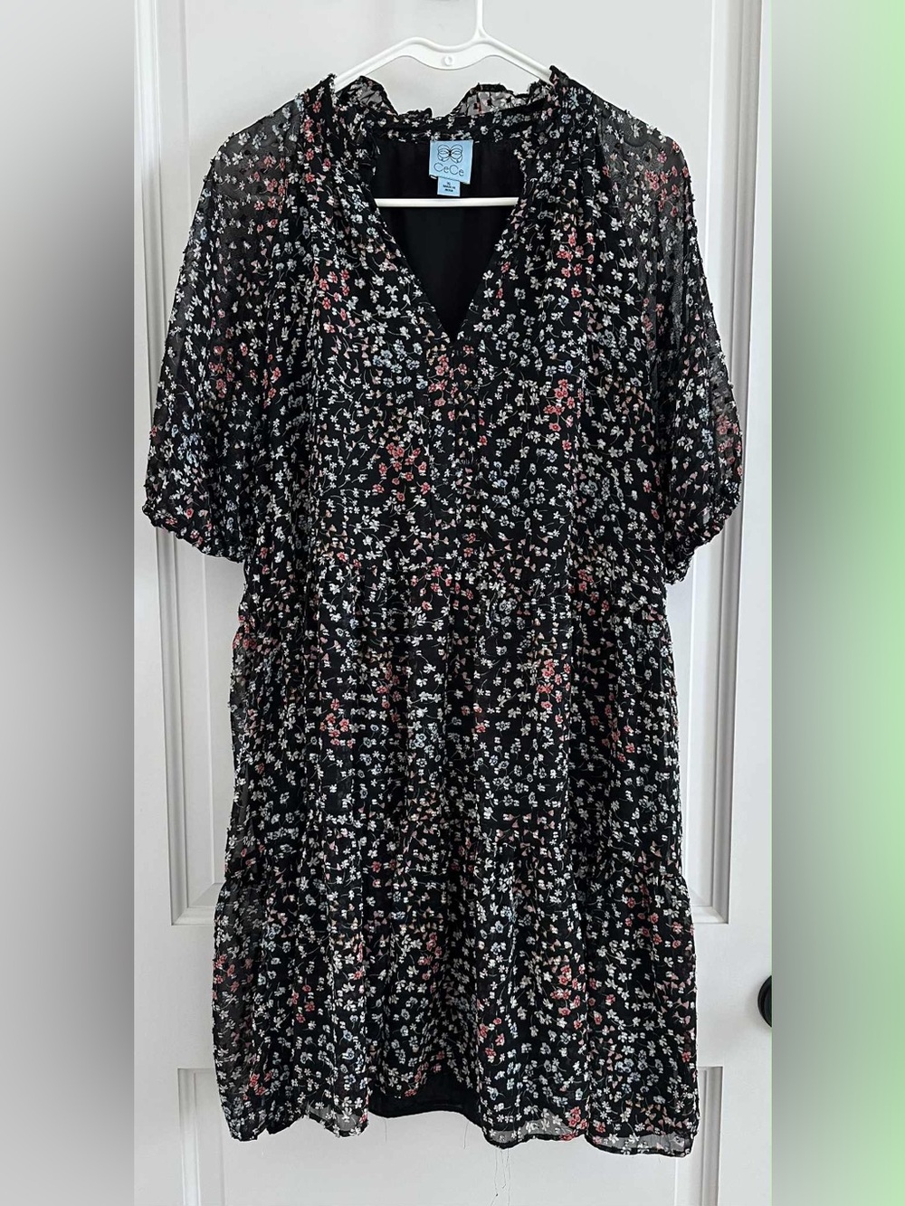 CeCe Black Floral Tiered Short-Sleeve Dress with Pink and White Accents XL